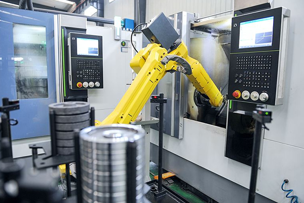 What is the function of pipeline package in industrial robot technology?
